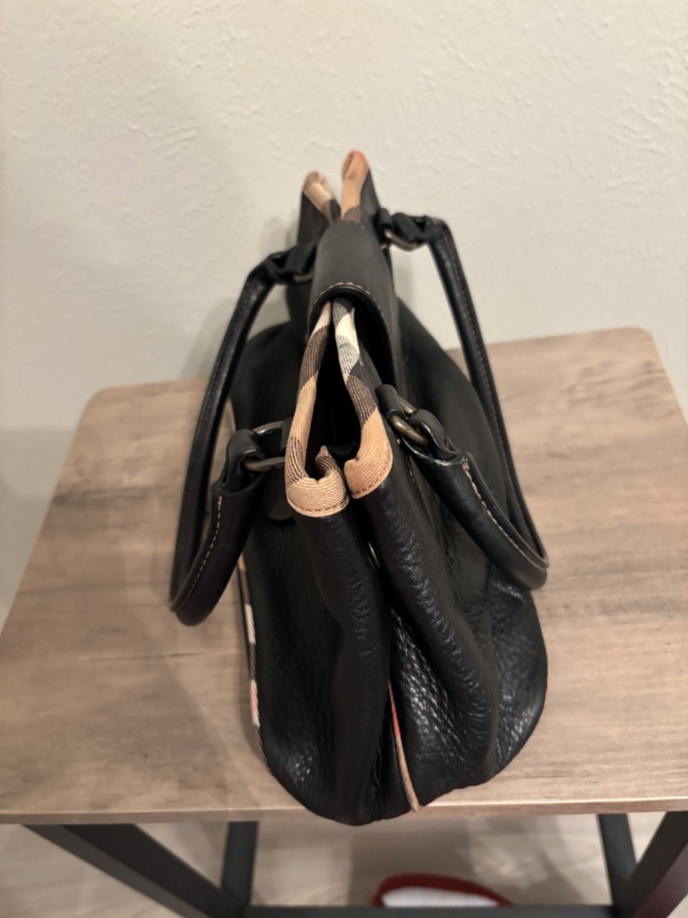 Burberry black leather bag, authentic vintage - Picture 12 of 14